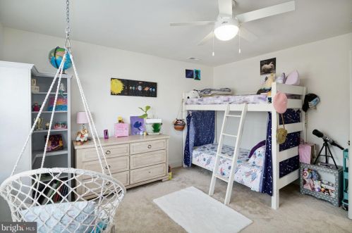 304 Lakeview Ave, Haddonfield NJ 08033-1609 exterior