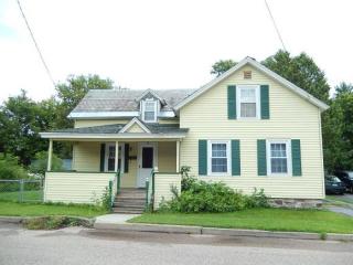 46 Riv St, Winooski VT  05404-1920 exterior