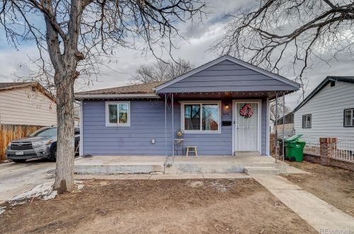1656 Lansing St, Denver, CO 80010-2520