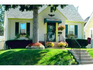 2627 Mckinley St, Minneapolis MN  55418-3135 exterior