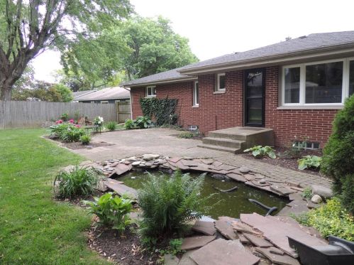 1305 Wood St, Valpo IN 46383-5140 exterior