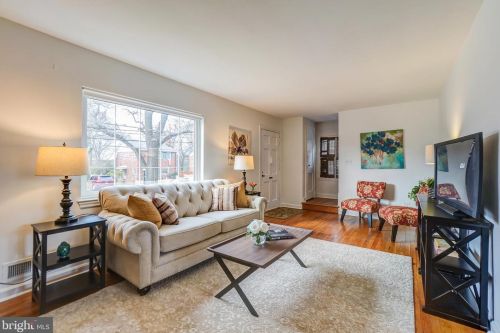 7401 16 Ave, Silver Spring MD 20912-7041 exterior