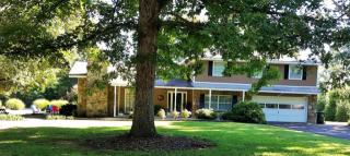 1715 Eagle Dr, Hixson, TN 37343-2532