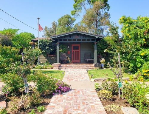 511 Van Bibber Ave, Orange, CA 92866-2027