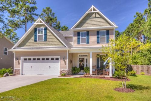 564 Majestic Oaks Dr, Hampstead, NC 28443-8259