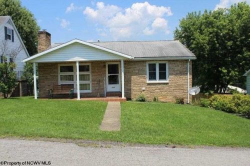 116 Edgewood Ave, Clarksburg WV  26301-9502 exterior