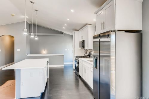 8184 Lakeview Dr, Parker CO  80134-5911 exterior