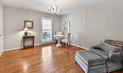 620 Mabry Rd, Atlanta GA  30328-2604 exterior