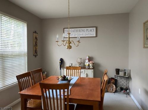 33 Winding Hill Dr, Hackettstown NJ  07840-5675 exterior