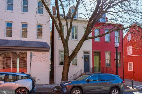 26 Vine St, Lancaster, PA 17602-3549