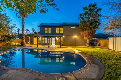 42320 La Gabriella Dr, Lancaster CA  93536-3568 exterior