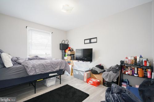 862 42 St, Philadelphia PA 19104-4442 exterior