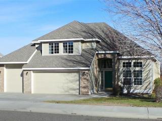 2918 43rd Ct, Kennewick, WA 99337-2677