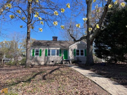 460 Hyde Dr, Marietta, GA 30060-1476