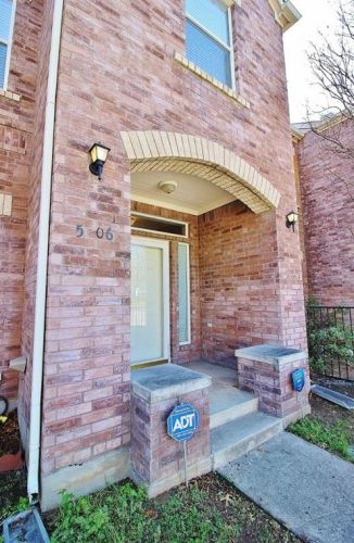 5306 Bexar St, Dallas TX  75215-4933 exterior