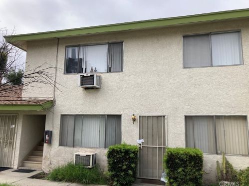 1061 Springfield St, Upland CA 91786-2633 exterior