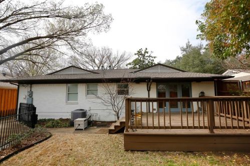 7219 Clemson Dr, Dallas TX  75214-1720 exterior