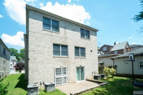 428 Aurora Ave, Cliffside Park, NJ 07010-2124