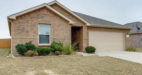 1318 Flagstone, Cedar Hill TX  75104-8171 exterior