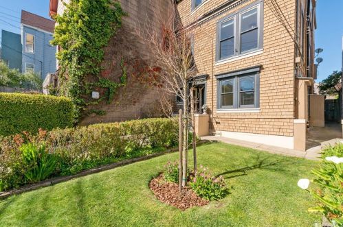 4422 23rd St, San Francisco, CA 94114-3114