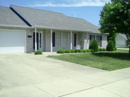 932 Aspen Trl, Decatur, IL 62526-9554