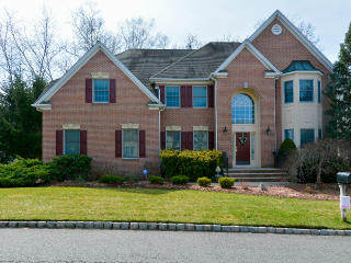 80 Karen Ln, Emerson, NJ 07630-1465
