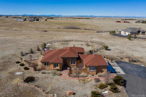 2365 Elkhorn Rnch St, Parker CO 80138-4229 exterior