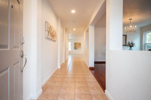 748 Wood Duck Ct, Los Banos, CA 93635-9448