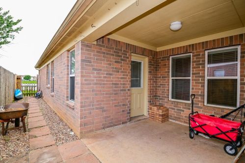 3210 Fern Brk Ln, Richmond TX 77471-9280 exterior