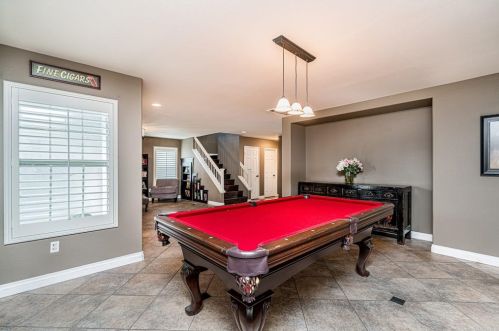 2121 Chateau Ct, Chula Vista CA  91913-3161 exterior