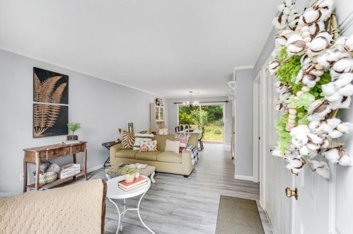 386 Leisure Ct, Marietta, GA 30064-3628