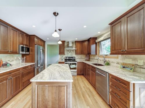 5764 Killarney Way, Aurora CO 80015-3606 exterior