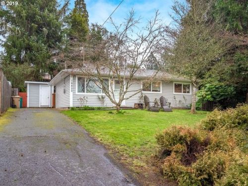 16822 Gordon St, Portland OR  97210-1281 exterior
