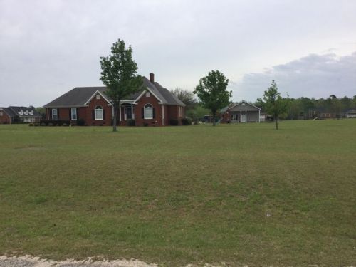 2614 Secretariat Dr, Florence, SC 29505-8709