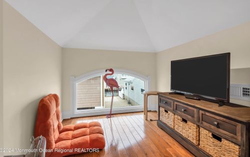 211 Canal Ln, Lavallette NJ  08735-1604 exterior