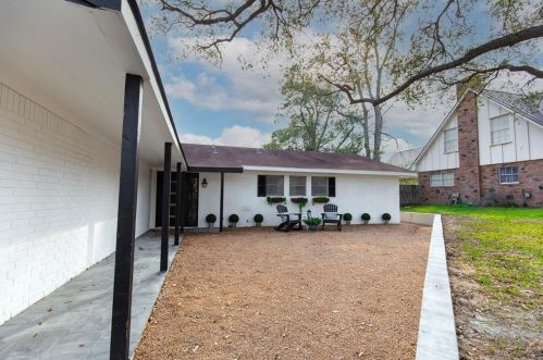 238 Palm St, Bellvue TX  77418-1558 exterior