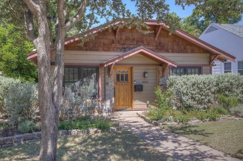 3804 6th St, Fort Worth, TX 76107-2030