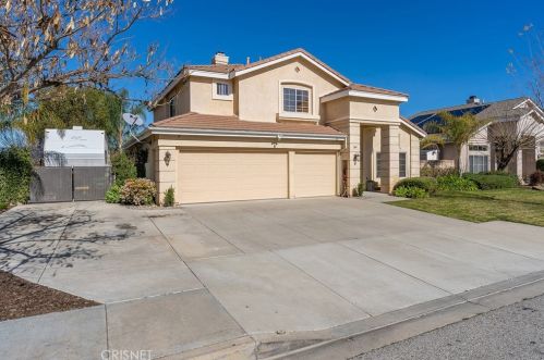 1349 Fitzgerald Rd, Simi Valley CA  93065-4480 exterior