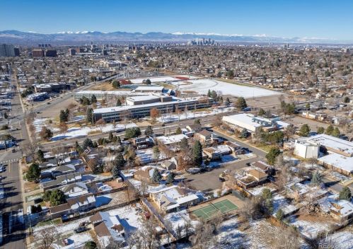 652 Magnolia St, Denver CO  80220-6036 exterior