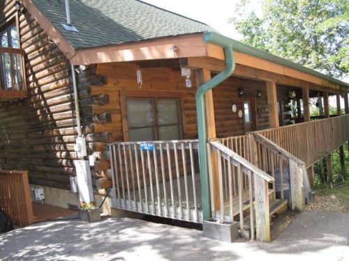 921 Buck Way, Pigeon Forge, TN 37876-2802
