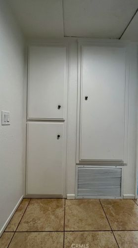 2772 Tropicana Dr, Riverside CA  92504-4220 exterior