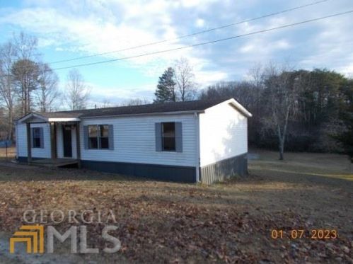 146 Bobbys Dr, Cleveland, GA 30528-5855