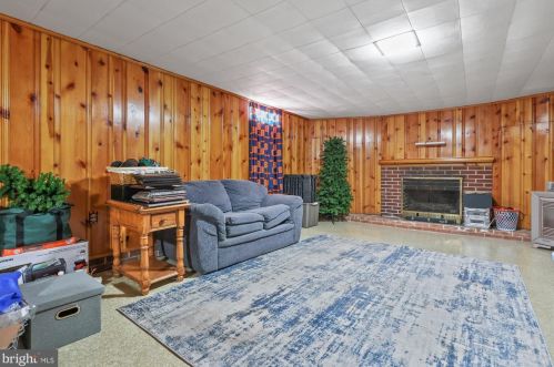 3661 Davidsburg Rd, York PA 17315-4660 exterior