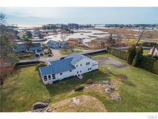 118 Old Saugatuck Rd, Norwalk CT  06855-2218 exterior
