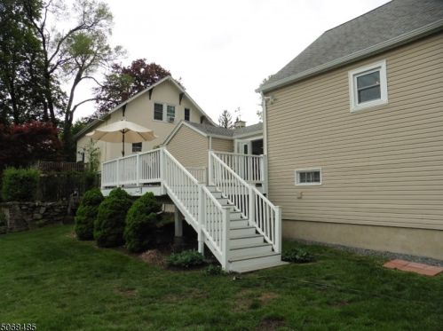 472 Rockaway Rd, Dover NJ  07801-4311 exterior