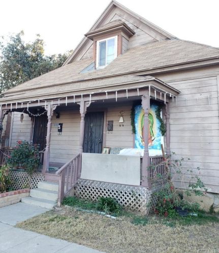140 Ojai St, Santa Paula, CA 93060-2857