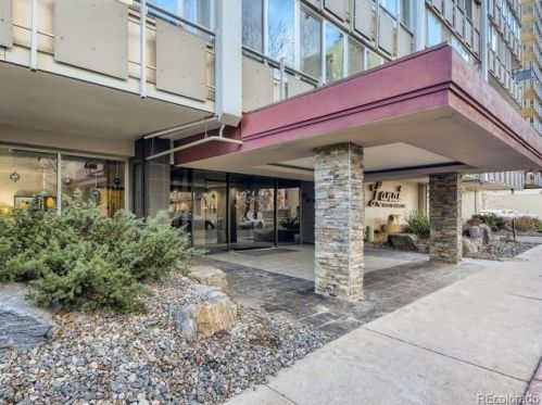 800 Washington St, Denver CO  80203-3320 exterior