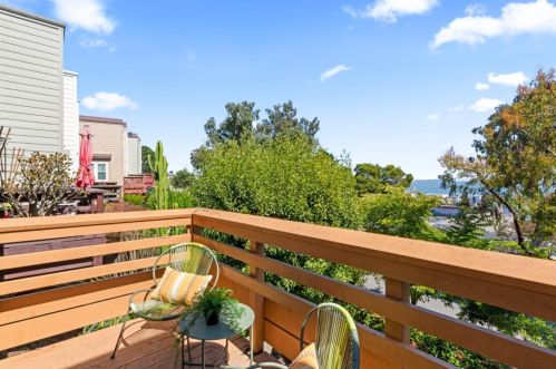 56 Garnett Ter, San Francisco CA 94124-2572 exterior