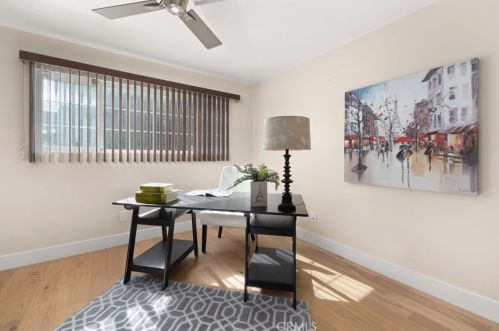 1851 Greenbriar Rd, Glendale CA  91207-1064 exterior