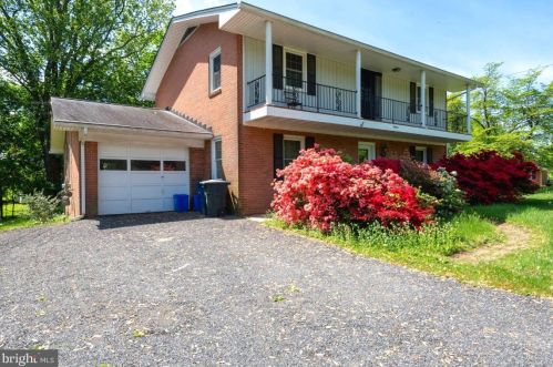 16 Stanley Ln, Silver Spring, MD 20904-3438